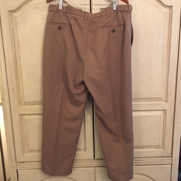 Haggar Men’s Flat Front Dress Pants Size 38x29 - Picture 2 of 4